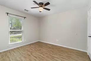 2918 Abbey Field Dr, Pearland, TX 77584 - Photo 19