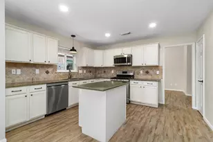 2918 Abbey Field Dr, Pearland, TX 77584 - Photo 7