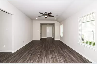 5122 Hector Gustavo Drive, Rosharon, TX 77583 - Photo 3