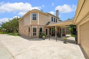 2906 Summer Cape Ct, League City, TX 77573 - Photo 37