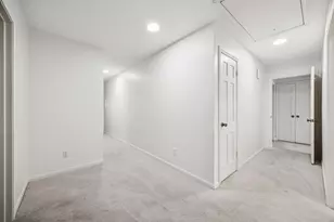 10103 Pine Forest Rd, Houston, TX 77042 - Photo 25