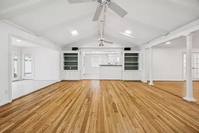 10103 Pine Forest Road, Houston, TX 77042 - Photo 9