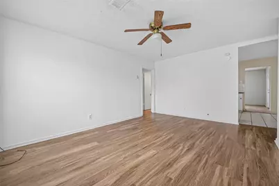 6705 Thornwall Street, Houston, TX 77092 - Photo 9