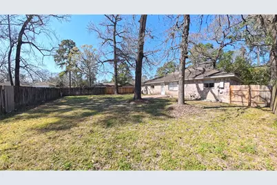 3327 Valerie Lane, Spring, TX 77380 - Photo 11