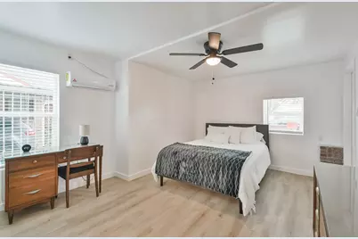 4705 A&b Pease Street, Houston, TX 77023 - Photo 13