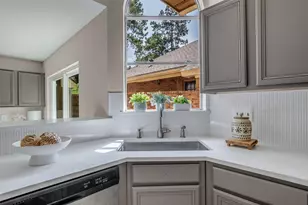 22 Cedar Chase Pl, The Woodlands, TX 77381 - Photo 17