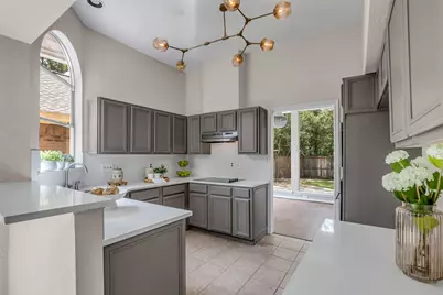 22 Cedar Chase Place, The Woodlands, TX 77381 - Photo 13
