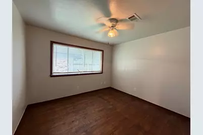 8806 Glenloch Drive, Houston, TX 77061 - Photo 13