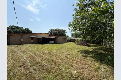 8806 Glenloch Drive, Houston, TX 77061 - Photo 33