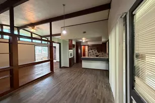 8806 Glenloch Dr, Houston, TX 77061 - Photo 5