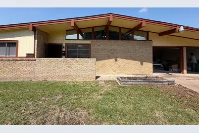 8806 Glenloch Drive, Houston, TX 77061 - Photo 35