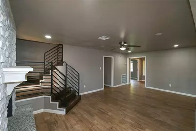 108 Otter Trail, Lake Jackson, TX 77566 - Photo 11