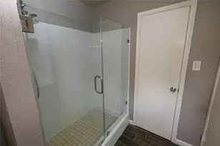 108 Otter Trail, Lake Jackson, TX 77566 - Photo 35