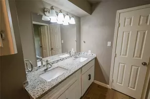 108 Otter Trail, Lake Jackson, TX 77566 - Photo 17