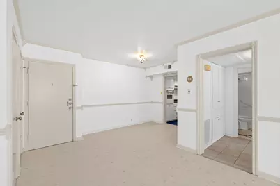 2601 Bellefontaine Street #B105, Houston, TX 77025 - Photo 9