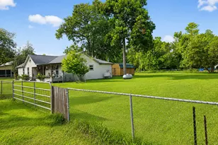 150 County Rd 2359, Liberty, TX 77575 - Photo 5