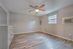 4206 Walker St, Houston, TX 77023 - Photo 9