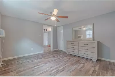 4206 Walker Street #B, Houston, TX 77023 - Photo 11