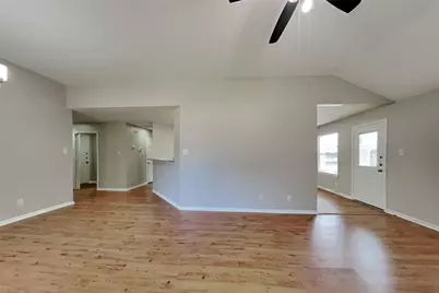 26912 Castlecliff Lane, Kingwood, TX 77339 - Photo 3