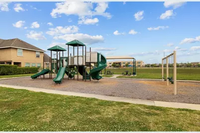 5340 Camerford Court, Alvin, TX 77511 - Photo 33