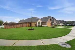 2115 Pacific Loon Ln, Conroe, TX 77385 - Photo 3