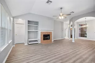 2210 Melanie Park Dr, Spring, TX 77388 - Photo 9