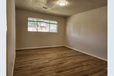 8531 Hiawatha Drive, Houston, TX 77036 - Photo 13