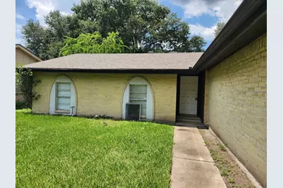 10534 Westedge Drive, Sugar Land, TX 77498 - Photo 5