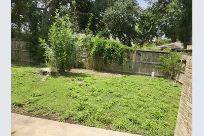 10534 Westedge Drive, Sugar Land, TX 77498 - Photo 9