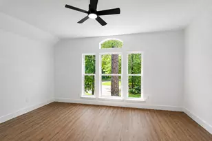 523 Rampart Ln, Conroe, TX 77302 - Photo 17