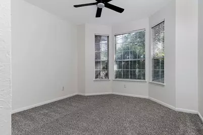 35 S Avonlea Circle, The Woodlands, TX 77382 - Photo 15