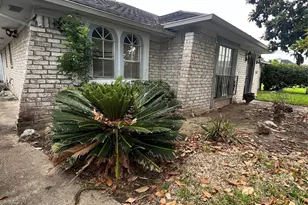 12543 Wrenthorpe Dr Dr, Houston, TX 77031 - Photo 3