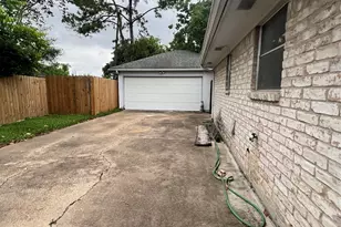 12543 Wrenthorpe Dr Dr, Houston, TX 77031 - Photo 5