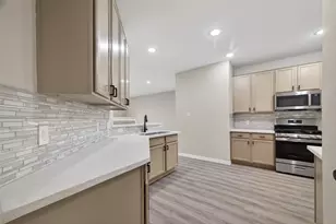 14843 Live Oak Green Ct, Houston, TX 77049 - Photo 5