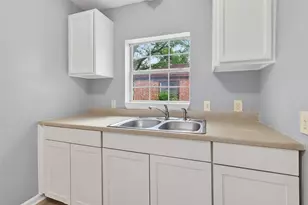 4810 Dabney St, Houston, TX 77026 - Photo 15