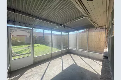 9011 Alcott Drive, Houston, TX 77080 - Photo 15