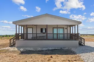 183 Altamira Ave, Elgin, TX 78621 - Photo 29
