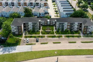 5519 Rosslyn Rd, Houston, TX 77091 - Photo 1