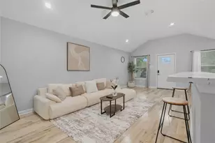 5202 Northridge Dr, Houston, TX 77033 - Photo 17