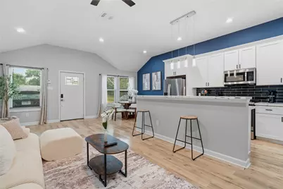 5202 Northridge Drive #A/B, Houston, TX 77033 - Photo 11