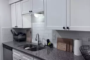 9700 Leawood Blvd, Houston, TX 77099 - Photo 7