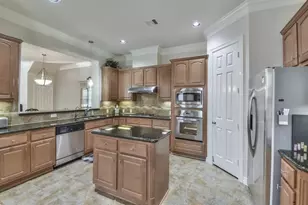 11603 Royal Oaks Trce, Houston, TX 77082 - Photo 9