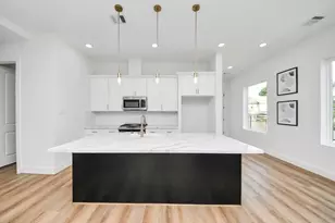 2428 Harrington St, Houston, TX 77026 - Photo 5