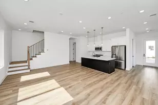 2428 Harrington St, Houston, TX 77026 - Photo 3