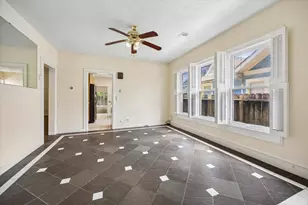 1120 E 7th 1/2 St, Houston, TX 77009 - Photo 7