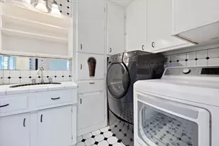 1120 E 7th 1/2 St, Houston, TX 77009 - Photo 19