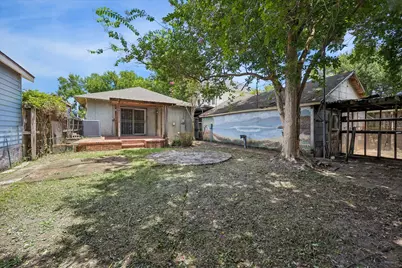 1120 E 7th 1/2 Street, Houston, TX 77009 - Photo 17