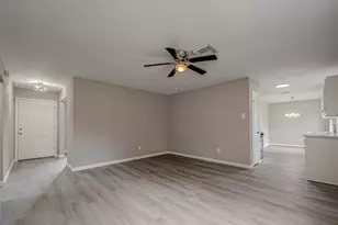 8619 Valley Meadow Dr, Houston, TX 77078 - Photo 17