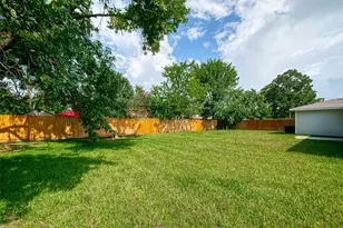 8619 Valley Meadow Dr, Houston, TX 77078 - Photo 39