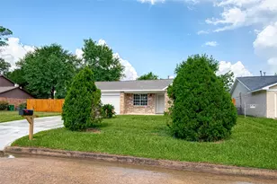 8619 Valley Meadow Dr, Houston, TX 77078 - Photo 5